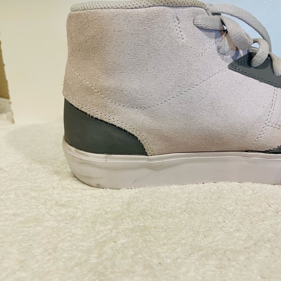 Jordan Series Mid .01 'Iris Whisper Smoke Grey' (DA8026-500), Size: 12 - Picture 15 of 15